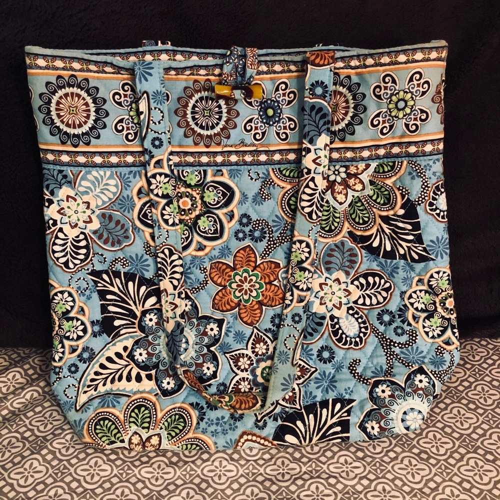 Vera Bradley Tote Bag!